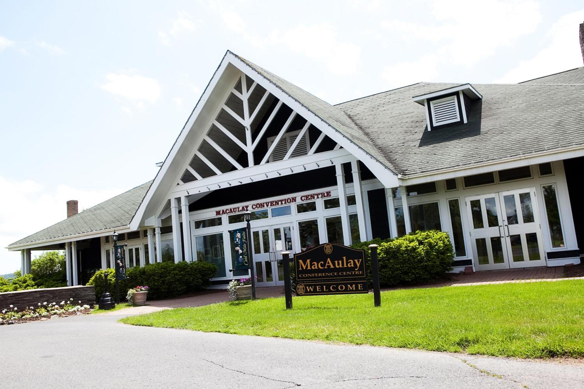 Inverary Resort Baddeck Inlet Eksteriør billede